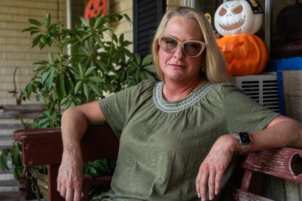 A photo of LeeAnn Penton Walker.