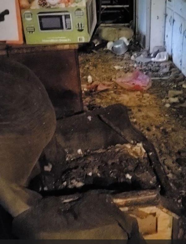 The home wher<em></em>e the man was found dead was in terrible shape. 